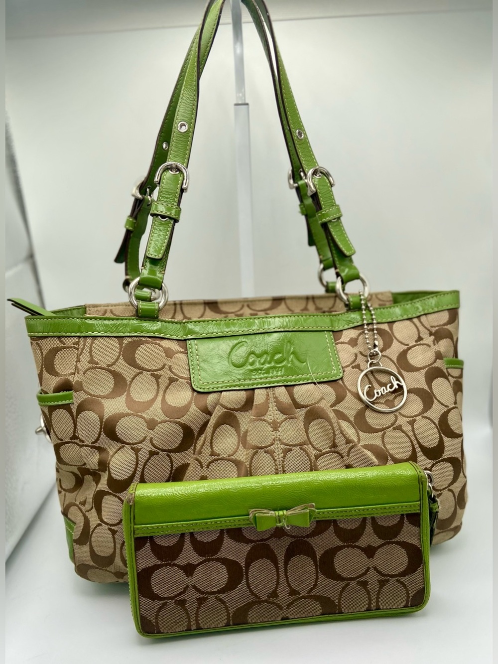Coach F14281 Signature Khaki Green Tote Shoulder Bag & Bow Wallet Set